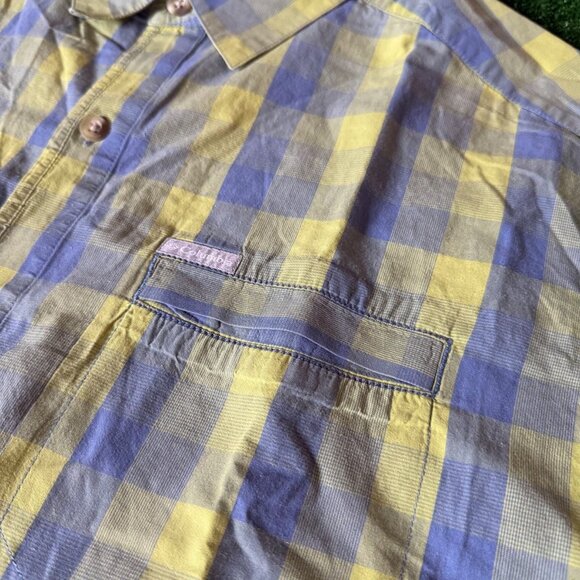 Columbia Shirt Size XL Blue Yellow Plaid Button Up Relaxed Fit Outdoor Hiking - Picture 9 of 16